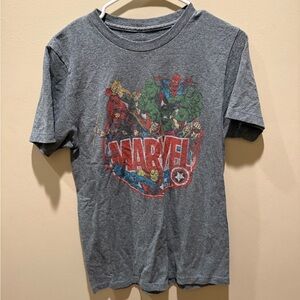 ⭐️3 for 15, 5 for $20⭐️ Marvel Graphic T-Shirt Adult Small Gray